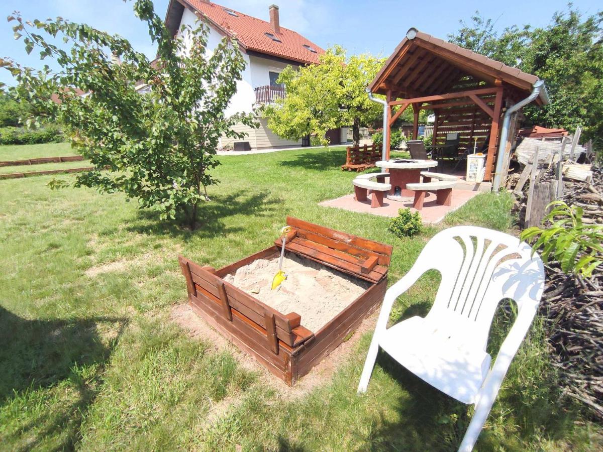 Balaton Apartman Paloznak Eksteriør billede