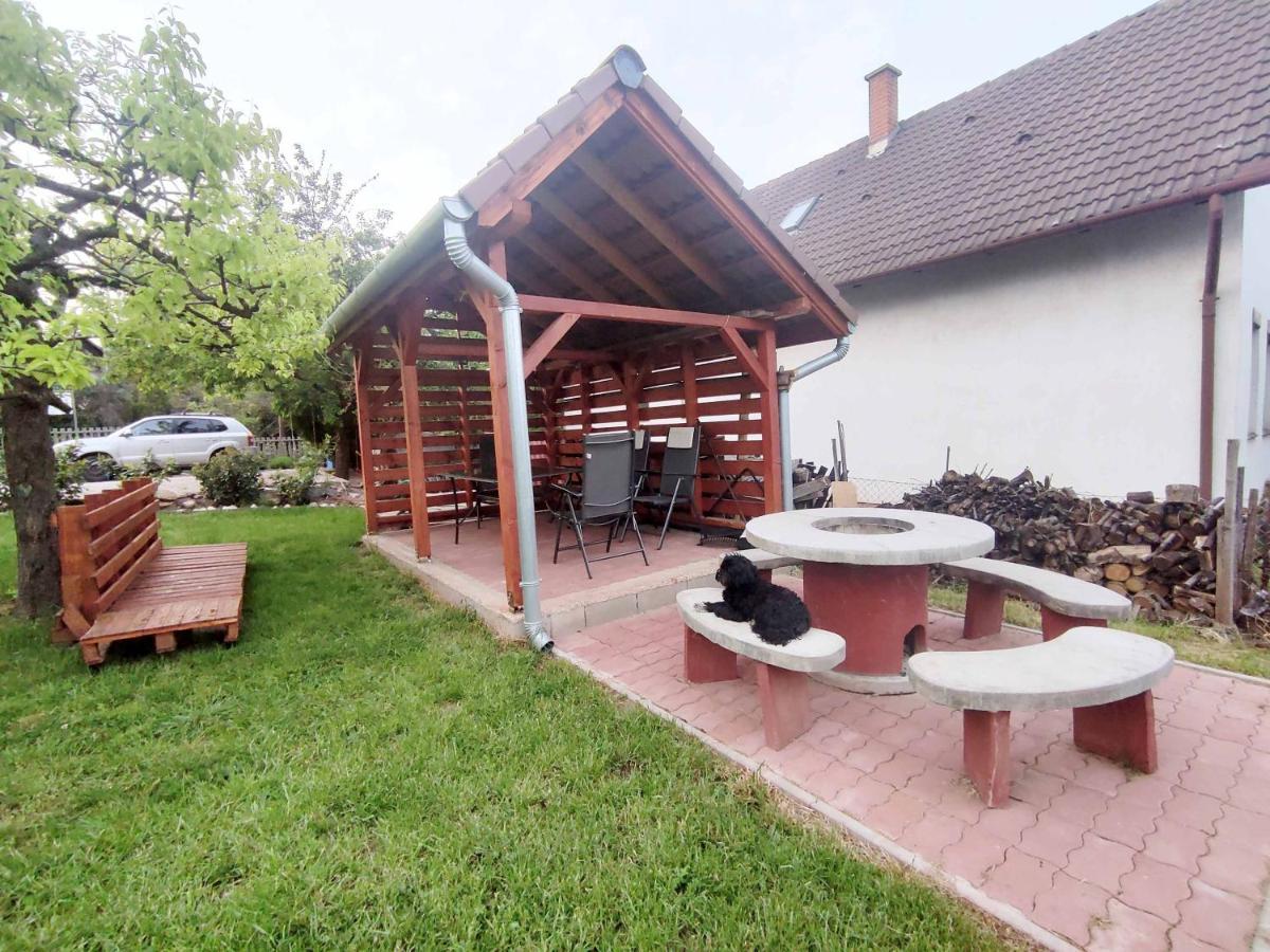 Balaton Apartman Paloznak Eksteriør billede
